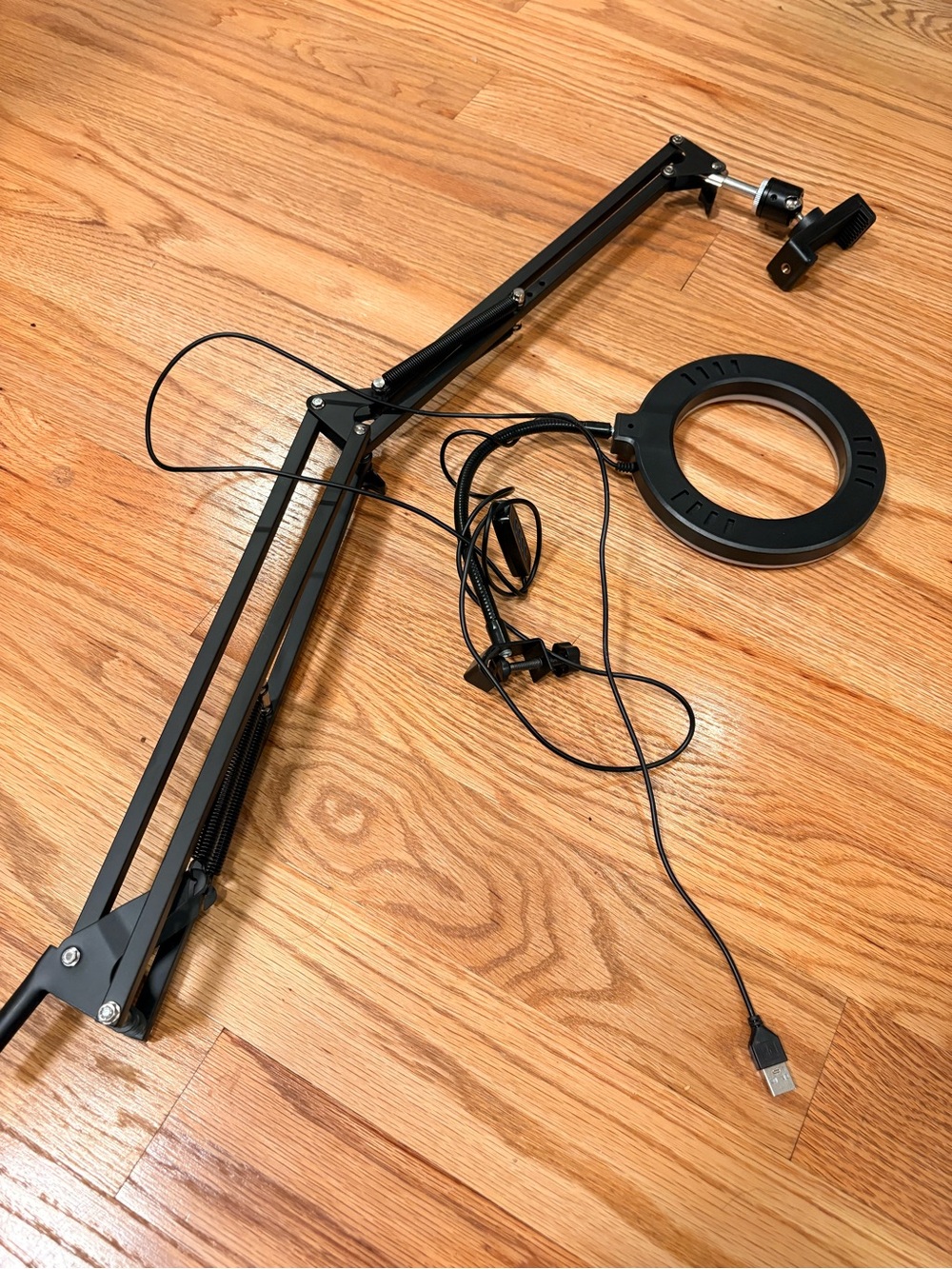 Light and Camera Mount for Filming, Black Desk Arm with USB Ring Light